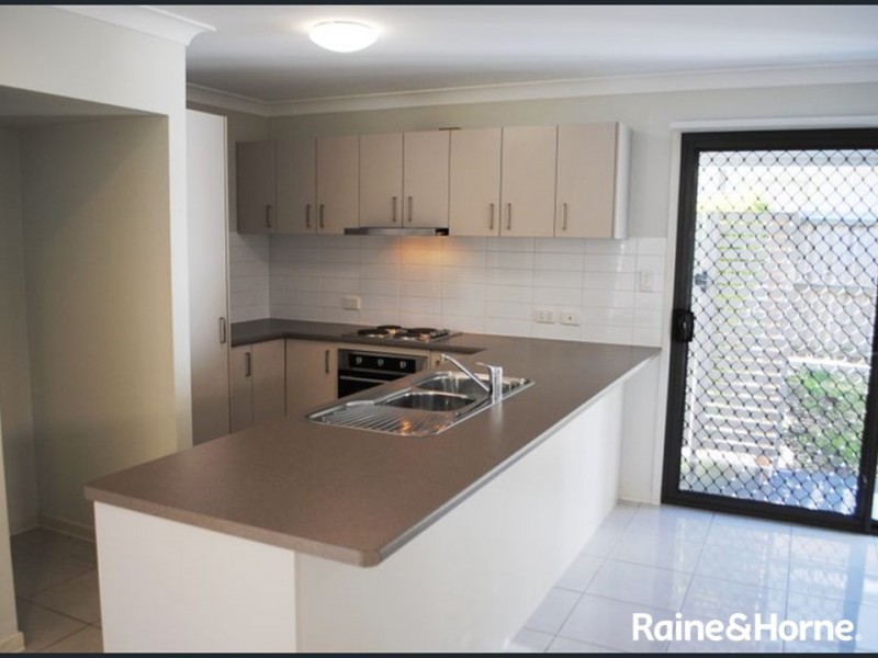 2/63 Lower King Street, Caboolture QLD 4510