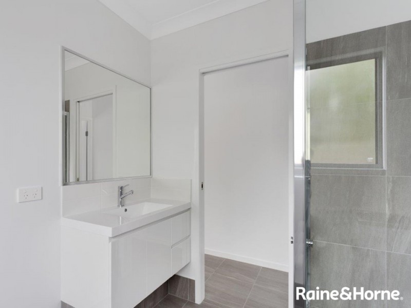 2/4E David St, Burpengary QLD 4505