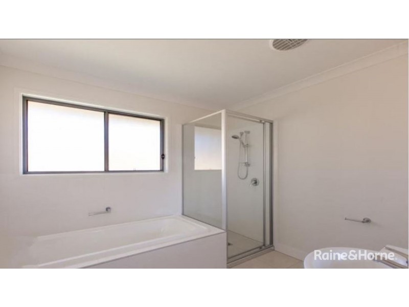 8 Smith Street, Burpengary QLD 4505