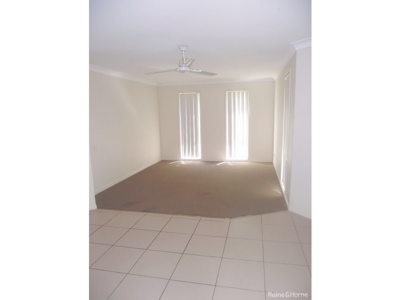 5 Lennon BLVD, Narangba QLD 4504