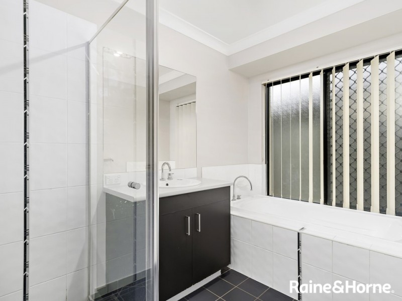 13 Maidenhair Dr, Narangba QLD 4504