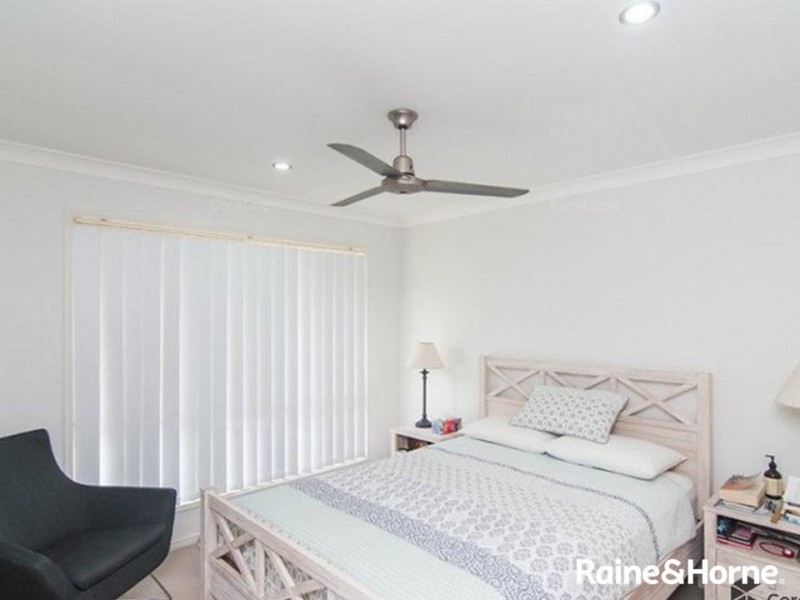 1/14 Homeland Cres, Warner QLD 4500