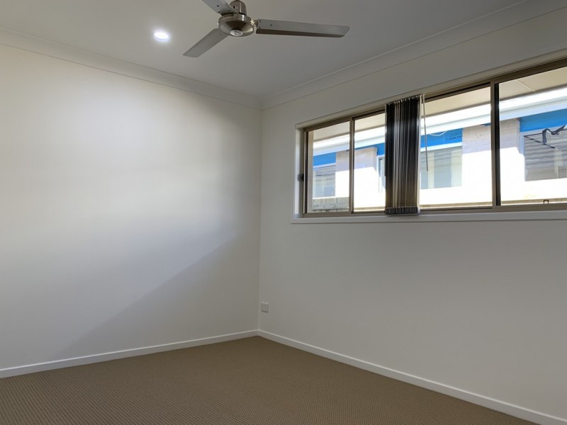 2/55 Rupert Crescent, Morayfield QLD 4506