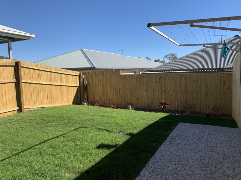 2/55 Rupert Crescent, Morayfield QLD 4506