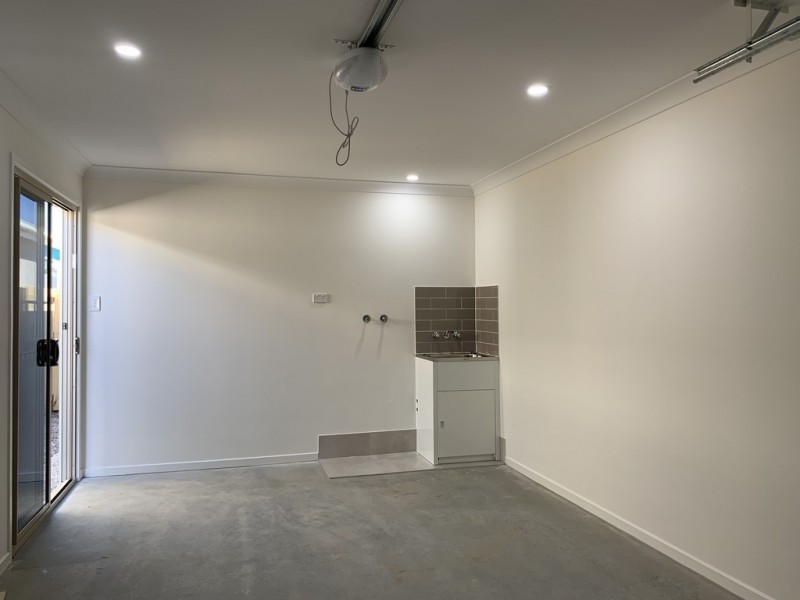 2/55 Rupert Crescent, Morayfield QLD 4506