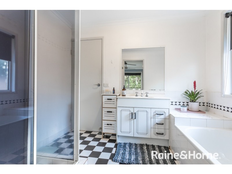 126 HENDERSON ROAD, Burpengary QLD 4505