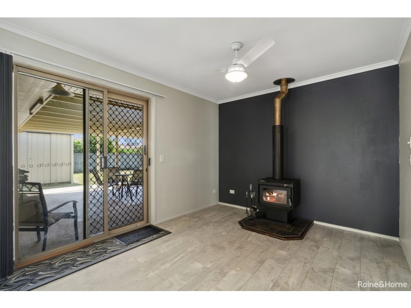 15 FARRER COURT, Morayfield QLD 4506