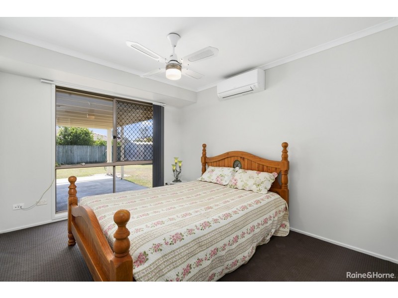 15 FARRER COURT, Morayfield QLD 4506