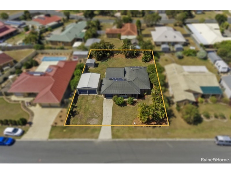 15 FARRER COURT, Morayfield QLD 4506