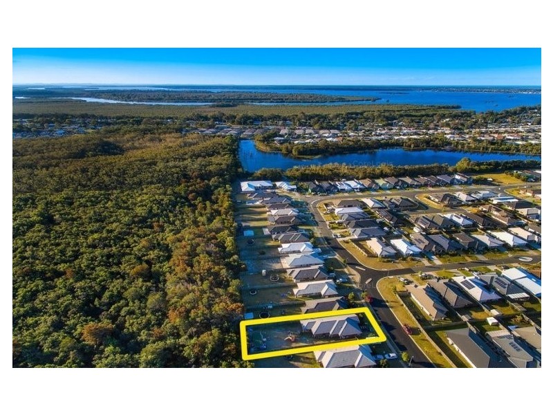 5 LAKESIDE CRESCENT, Ningi QLD 4511