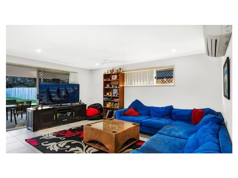 5 LAKESIDE CRESCENT, Ningi QLD 4511