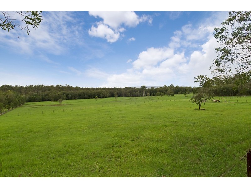 160 McCabe Road, Woodford QLD 4514