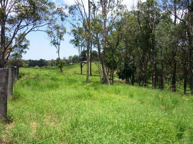 121 Springflats Road, Moorina QLD 4506