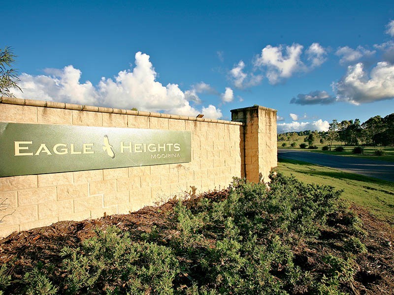 121 Springflats Court, Moorina QLD 4506