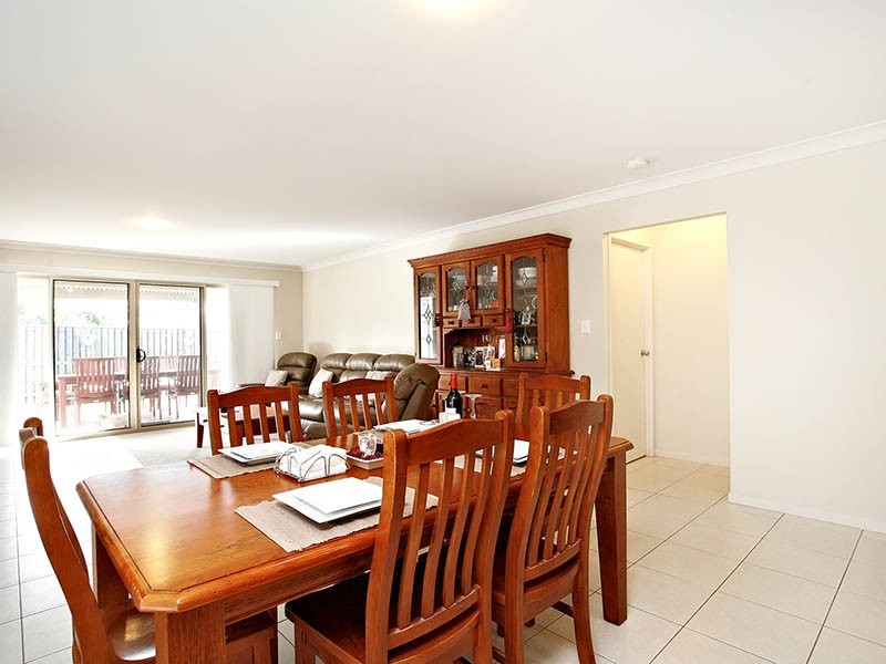 14 Park Grove Court, Kallangur QLD 4503