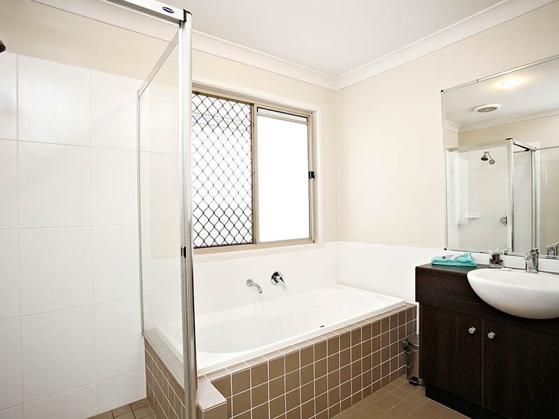 14 Park Grove Court, Kallangur QLD 4503