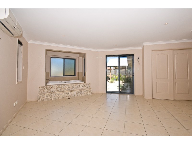 27 Wivenhoe Circuit, Narangba QLD 4504