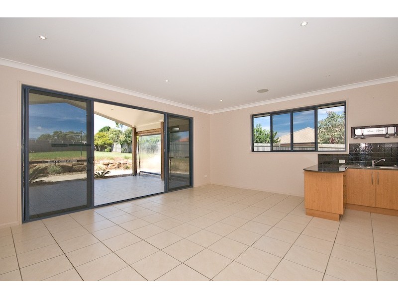 27 Wivenhoe Circuit, Narangba QLD 4504