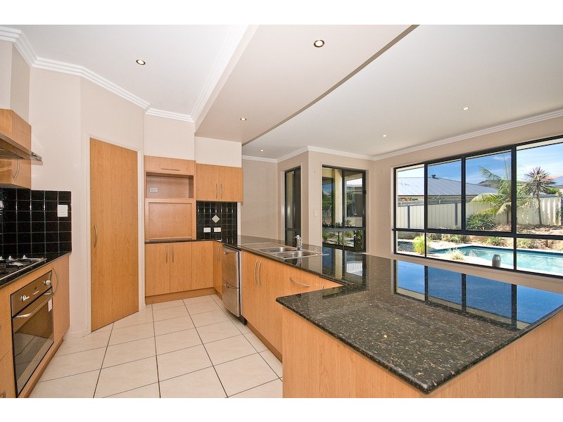 27 Wivenhoe Circuit, Narangba QLD 4504