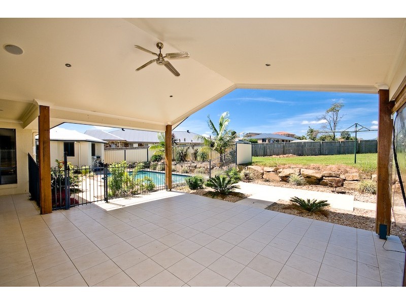 27 Wivenhoe Circuit, Narangba QLD 4504