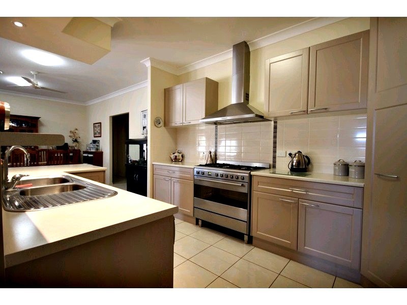 65 River Oak Way, Narangba QLD 4504