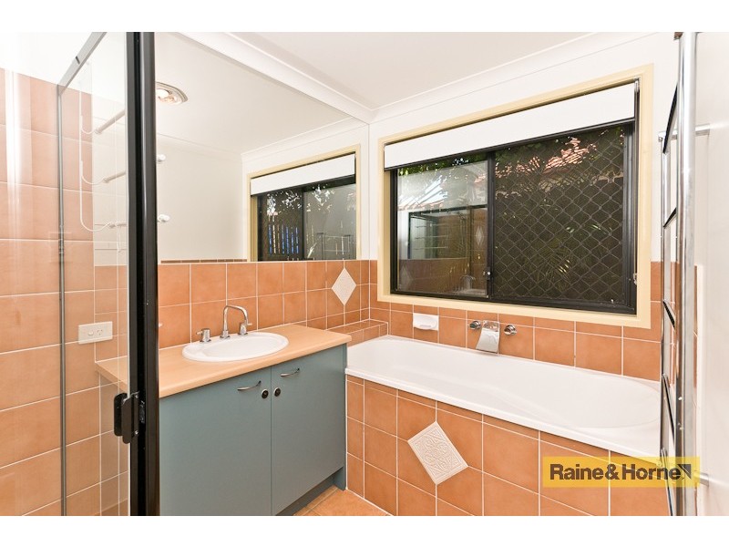 6 Peppermint Court, Narangba QLD 4504