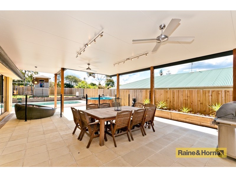 6 Peppermint Court, Narangba QLD 4504