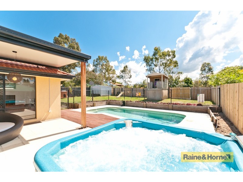 6 Peppermint Court, Narangba QLD 4504
