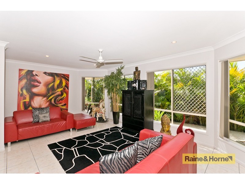 4 Como Court, Narangba QLD 4504