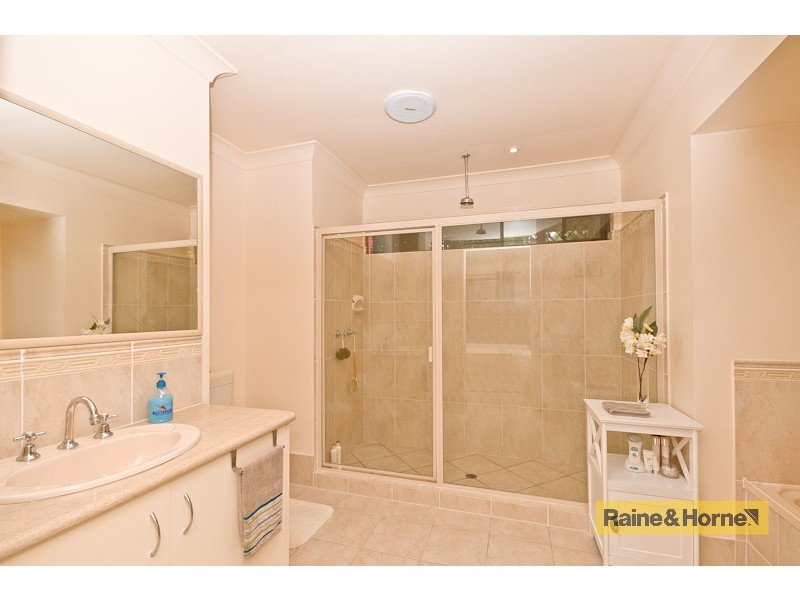 2 Keneally Court, Morayfield QLD 4506