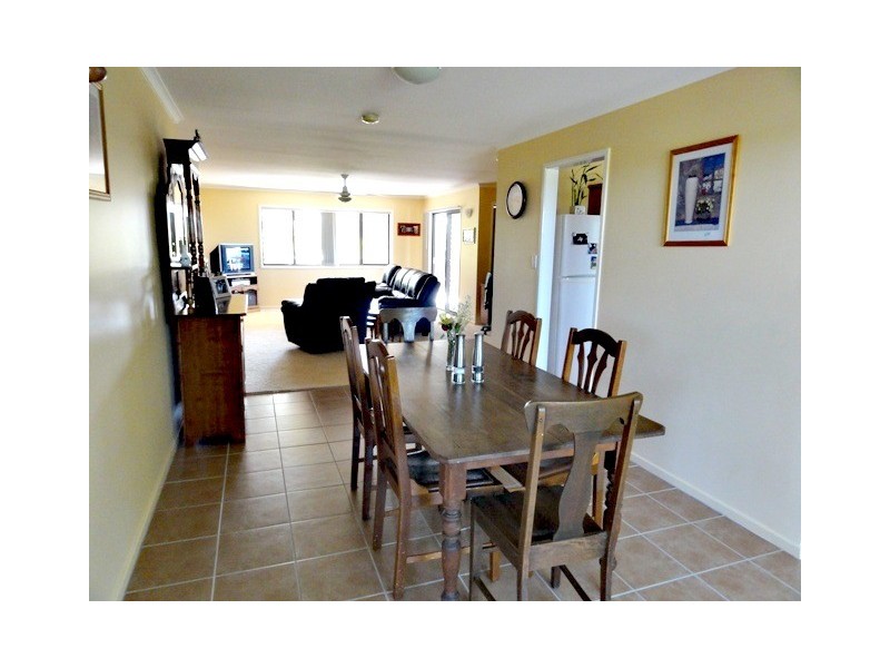 20 Chablis Court, Morayfield QLD 4506