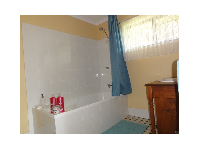 20 Chablis Court, Morayfield QLD 4506