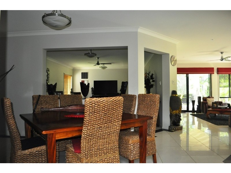 22 Mavis Road, Morayfield QLD 4506