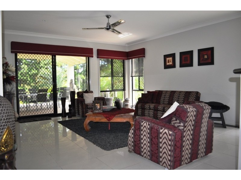22 Mavis Road, Morayfield QLD 4506