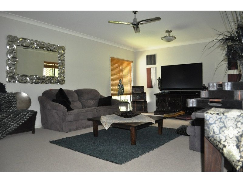 22 Mavis Road, Morayfield QLD 4506