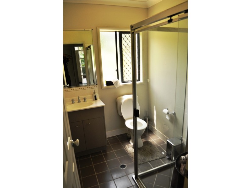 22 Mavis Road, Morayfield QLD 4506