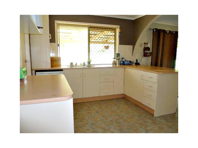 18  Kestrel Court, Morayfield QLD 4506