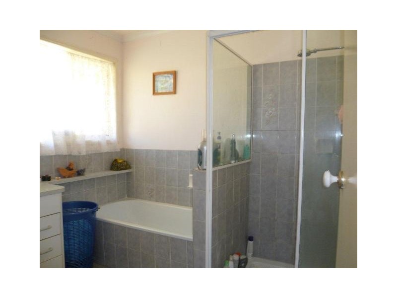 18  Kestrel Court, Morayfield QLD 4506