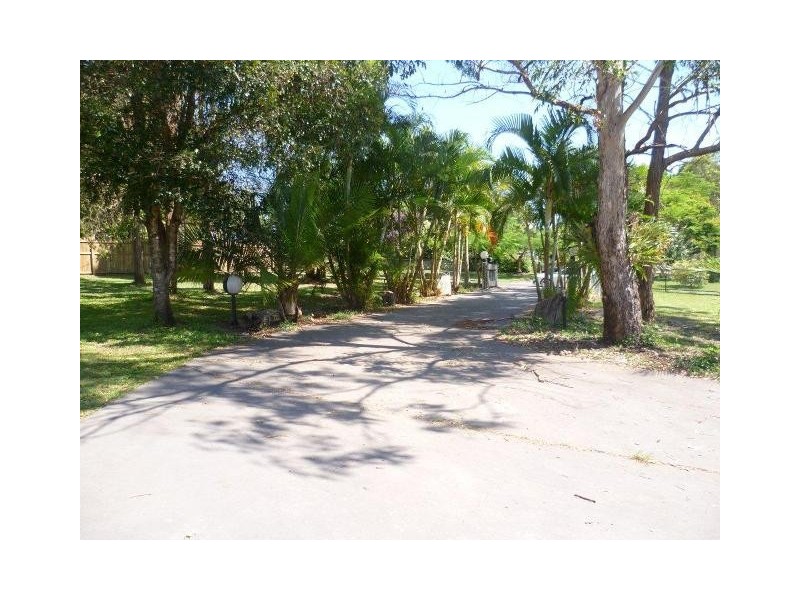 18  Kestrel Court, Morayfield QLD 4506