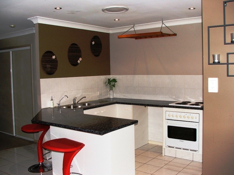 9 Trade Winds Drive, Helensvale QLD 4212