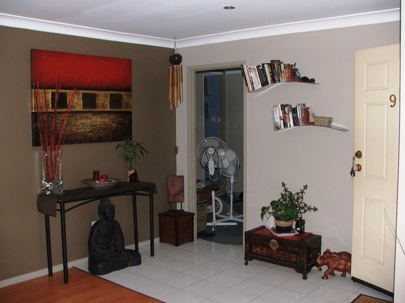 9 Trade Winds Drive, Helensvale QLD 4212