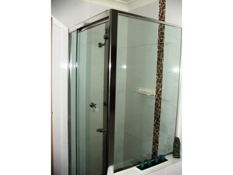 9 Trade Winds Drive, Helensvale QLD 4212