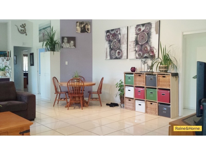 1 Adam Street, Beachmere QLD 4510