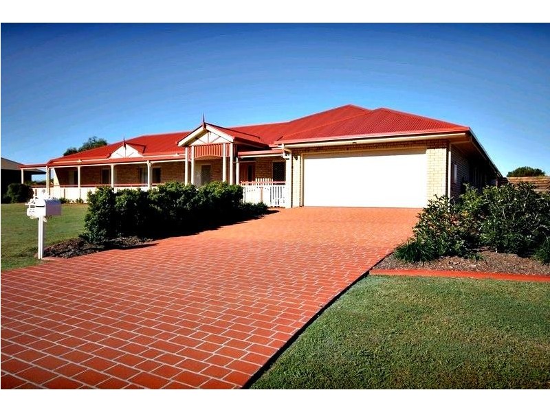 65 River Oak Way, Narangba QLD 4504