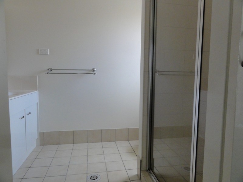 2/52 Symphony Crescent, Burpengary QLD 4505