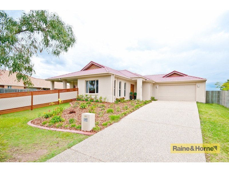 31 Greenlinks Crescent, Narangba QLD 4504
