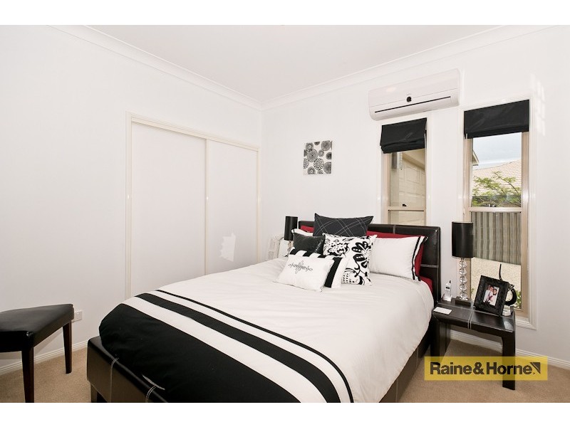 31 Greenlinks Crescent, Narangba QLD 4504