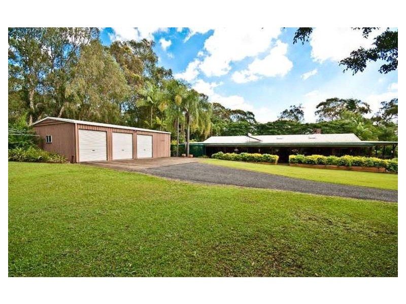 95 Petersen Road, Morayfield QLD 4506