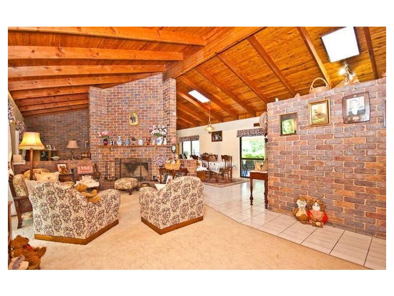 95 Petersen Road, Morayfield QLD 4506