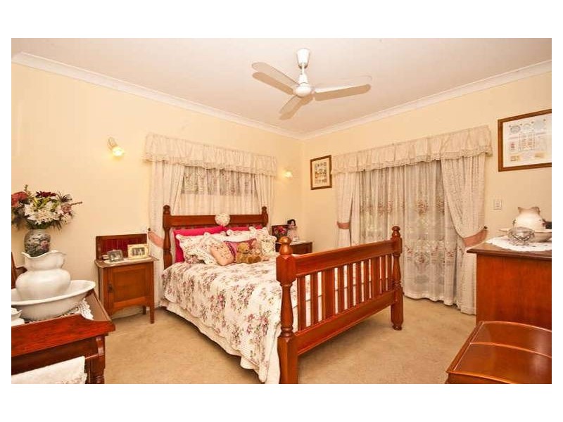 95 Petersen Road, Morayfield QLD 4506